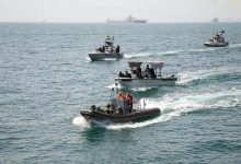 Téhéran referme le détroit d’Hormuz dans une épreuve de force avec Washington.