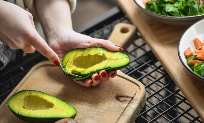 Des aliments populaires à éviter avec l’avocat pour limiter certains risques pour la santé