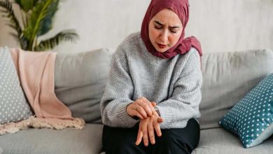 Des gestes quotidiens simples pour réduire les symptômes de l’eczéma pendant l’été