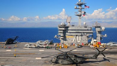 Les États-Unis renforcent le siège de Cuba avec le Nimitz, les espions du ciel et un acte d’accusation