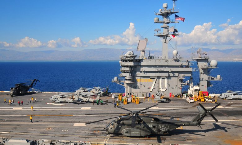 Les États-Unis renforcent le siège de Cuba avec le Nimitz, les espions du ciel et un acte d’accusation