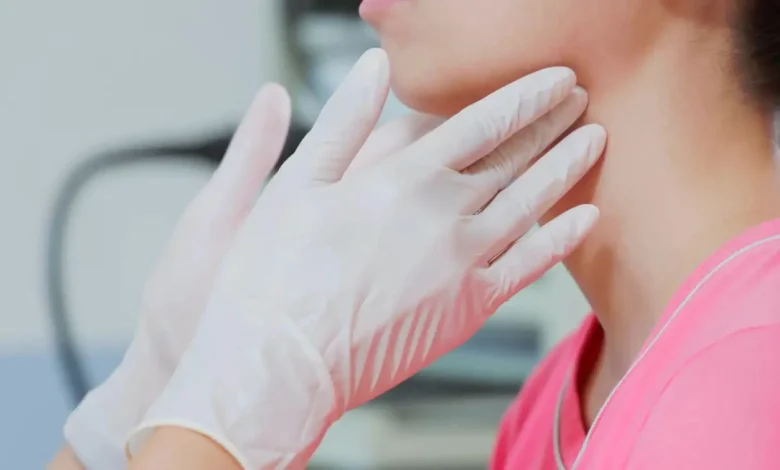 Pourquoi les maladies auto-immunes touchent-elles davantage les femmes que les hommes ? Différences biologiques, hormonales et immunologiques