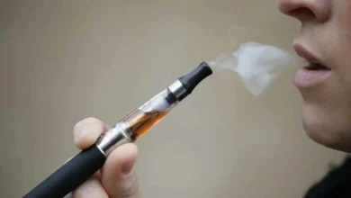 Un danger bien réel : les experts de santé mettent en garde contre les cigarettes électroniques