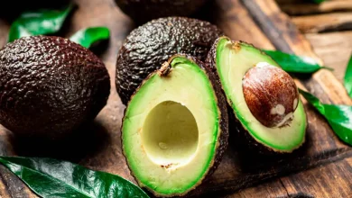 Consommer un avocat chaque jour pourrait améliorer le cholestérol et la qualité du sommeil