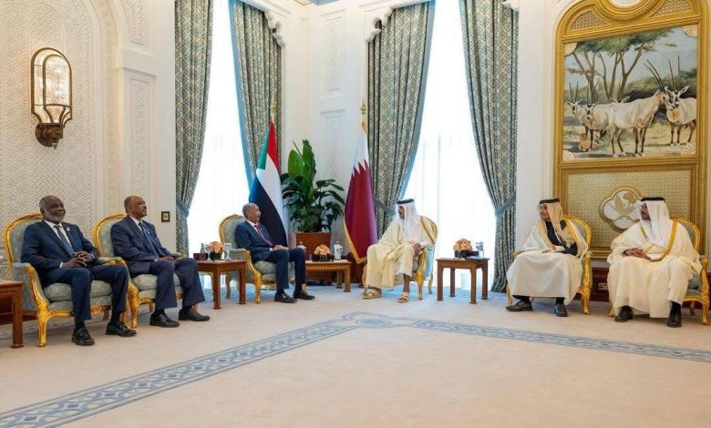 Le rôle du Qatar dans la crise soudanaise : entre médiation politique et défis de l’équilibre régional