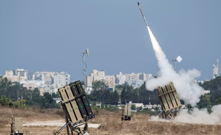 Les bras de l’Iran s’activent : Israël intercepte un missile lancé depuis le Yémen