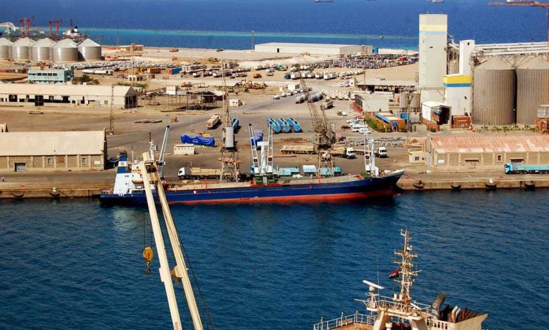 L’économie de guerre et l’autorité de Port-Soudan : l’effort de guerre absorbe les salaires des enseignants et accélère l’effondrement
