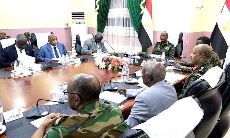 L’incapacité de l’armée à administrer l’État transforme la capitale provisoire en un foyer de crises