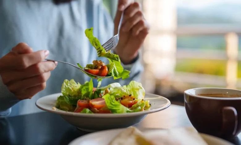 Que se passe-t-il dans votre corps lorsque vous consommez des salades régulièrement ?