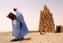 Tombouctou, au Mali, entre les balles et le siège : obscurité et soif dans la ville des 333 saints