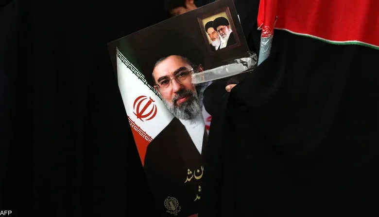 Un Guide assiégé entre médiateurs et intermédiaires : pourquoi la réponse iranienne tarde