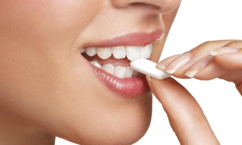 Un effet inattendu du chewing-gum sur la pression artérielle après la consommation de betterave