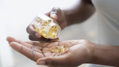 Une étude surprenante remet en question l’efficacité de certains compléments pour les os : protègent-ils réellement contre les fractures ?