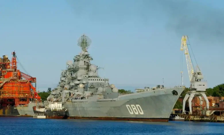 Une plateforme flottante de missiles : l’Amiral Nakhimov redonne son éclat à la marine russe