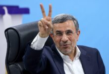 Ahmadinejad réapparaît après avoir été donné pour mort lors des funérailles de Khamenei