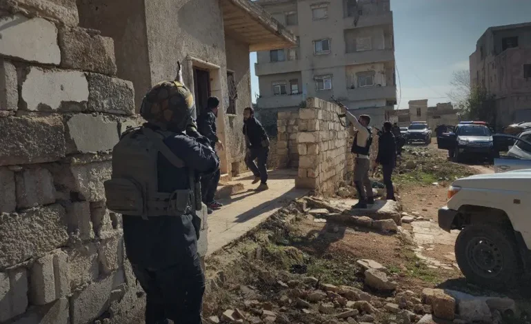 Détails de l’arrestation de deux cellules de Daech en Syrie