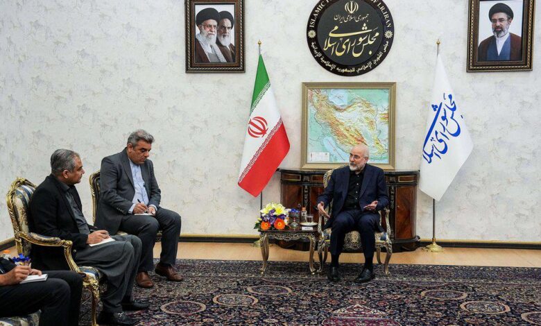 L’Iran dévoile un mécanisme conjoint avec Oman pour la gestion du détroit d’Hormuz