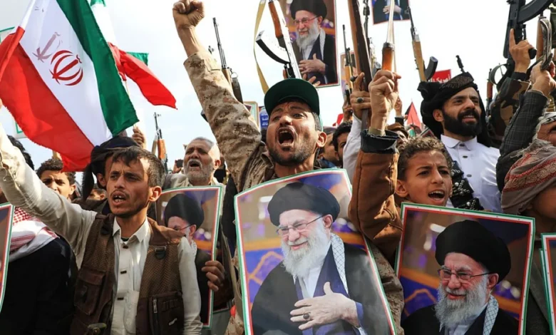 Le blocus américain pousse l’Iran à armer les Houthis par voie aérienne
