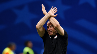 Le geste X, un crachat en direction d'un supporter et des protestations contre Messi : Hossam Hassan risque-t-il des sanctions de la FIFA ?