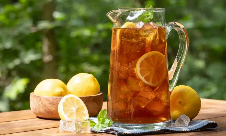Le thé glacé hydrate-t-il réellement l'organisme ou favorise-t-il la déshydratation ?