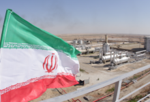 Les attaques contre l’Iran font bondir les prix du pétrole de plus de 4 %