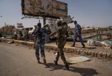 Les fils du sang à l’échelle mondiale : comment sont organisés la logistique de la guerre au Soudan et l’approvisionnement en armes chimiques et en mercenaires ?