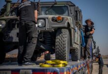 Premiers véhicules de la force internationale aux abords de Gaza