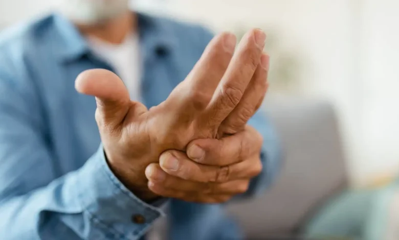 Quel est le lien entre la polyarthrite rhumatoïde et les maladies cardiovasculaires ?