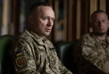 Un jeune général prend la tête de l’armée ukrainienne : qui est Mykhaïlo Drabaty ?
