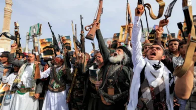 Analyste politique yéménite : les violations commises par les Houthis aggravent la crise humanitaire et entravent toute perspective de paix
