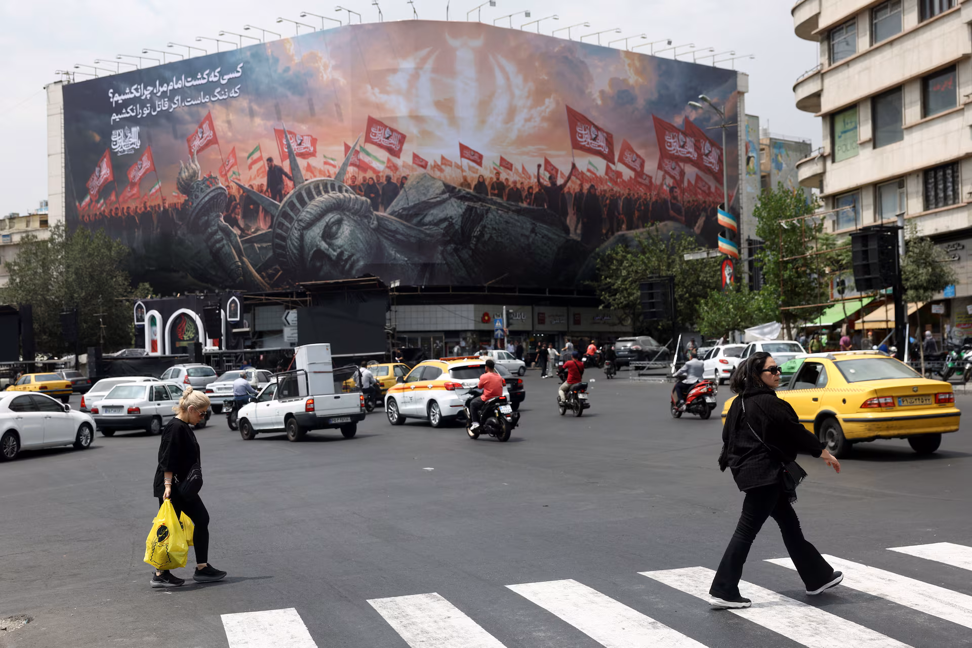 Comment Téhéran contourne-t-il les sanctions américaines ?