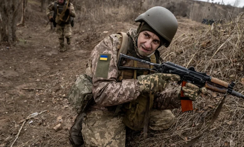 Crise au sein de l'armée ukrainienne : les enquêtes sur les actes de torture atteignent les unités d'élite