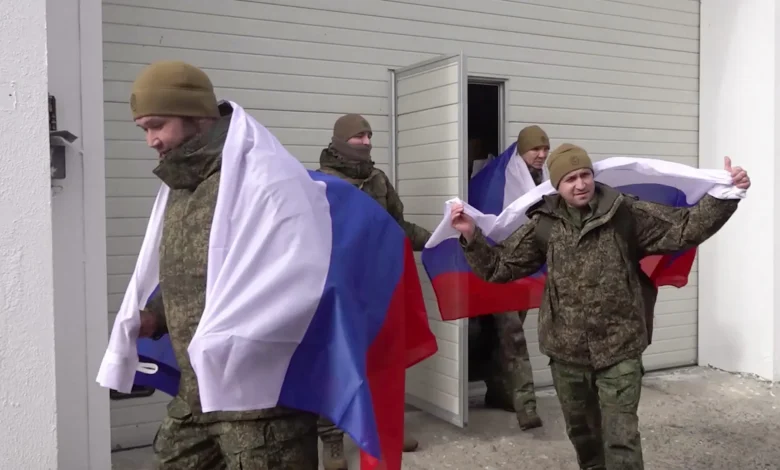 L’Ukraine les a livrés… La Russie annonce la récupération de 10 prisonniers de guerre