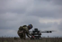 Les drones encerclent les blindés américains… l’Ukraine révèle une faille critique