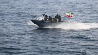Les prisonniers de guerre oubliés : la piraterie maritime iranienne transforme la vie des marins en enfer