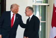 Ontario maintenant et pour toujours… Le Canada défie Trump avec une immense pancarte 