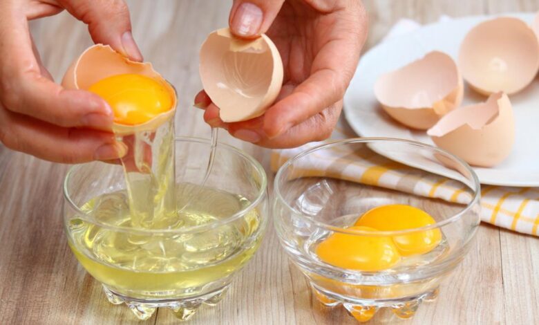 Pourquoi la couleur du jaune d'œuf varie-t-elle ? La réponse se trouve dans l'alimentation de la poule