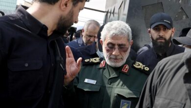 Qaani aux factions irakiennes : pas de remise des armes, pas d’affrontement avec l’État