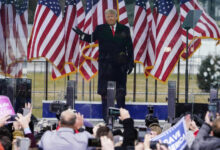 Trump vote par correspondance malgré ses critiques : la Maison-Blanche explique pourquoi