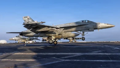 Washington frappe Kharg, tandis que Téhéran attaque les forces américaines en Jordanie