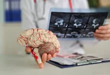 7 habitudes quotidiennes qui peuvent progressivement nuire à la santé du cerveau