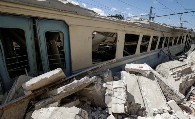 Colère européenne après que la Russie a pris pour cible le train 
