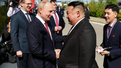 Kim rend hommage à ses forces à l’étranger : la Corée du Nord se prépare à accroître son soutien à Moscou