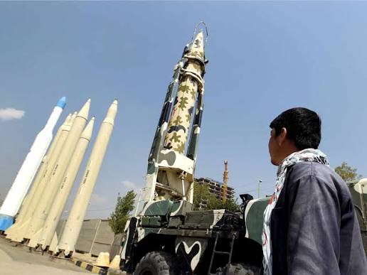 Les milices houthies ont bombardé, mercredi, la côte ouest du Yémen à l’aide de plusieurs missiles balistiques.