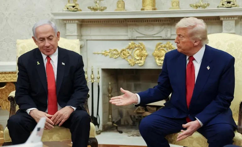 L’option des frappes unilatérales : comment Netanyahou complique les projets d’accord de Trump avec l’Iran