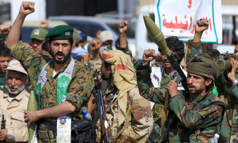 Un corridor pour les armes et le terrorisme : les mouvements à Bab el-Mandeb renforcent les liens entre les Houthis et les Chebab somaliens