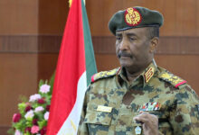 Un dirigeant dans la tourmente de la guerre : Abdel Fattah al-Burhan et la responsabilité politique et humanitaire au Soudan