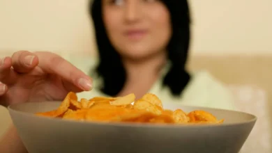 Après le dîner : cinq habitudes simples pour mieux maîtriser son cholestérol