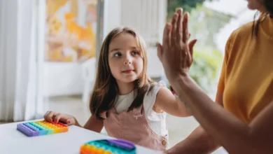 Autisme et ménopause : pourquoi les changements hormonaux peuvent-ils accentuer certains symptômes ?