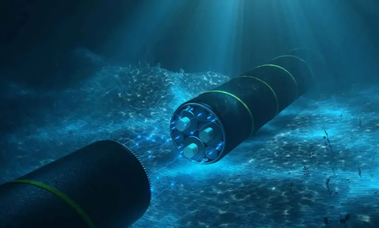 Des puces aux fonds marins : la rivalité sino-américaine s’étend aux artères d’Internet